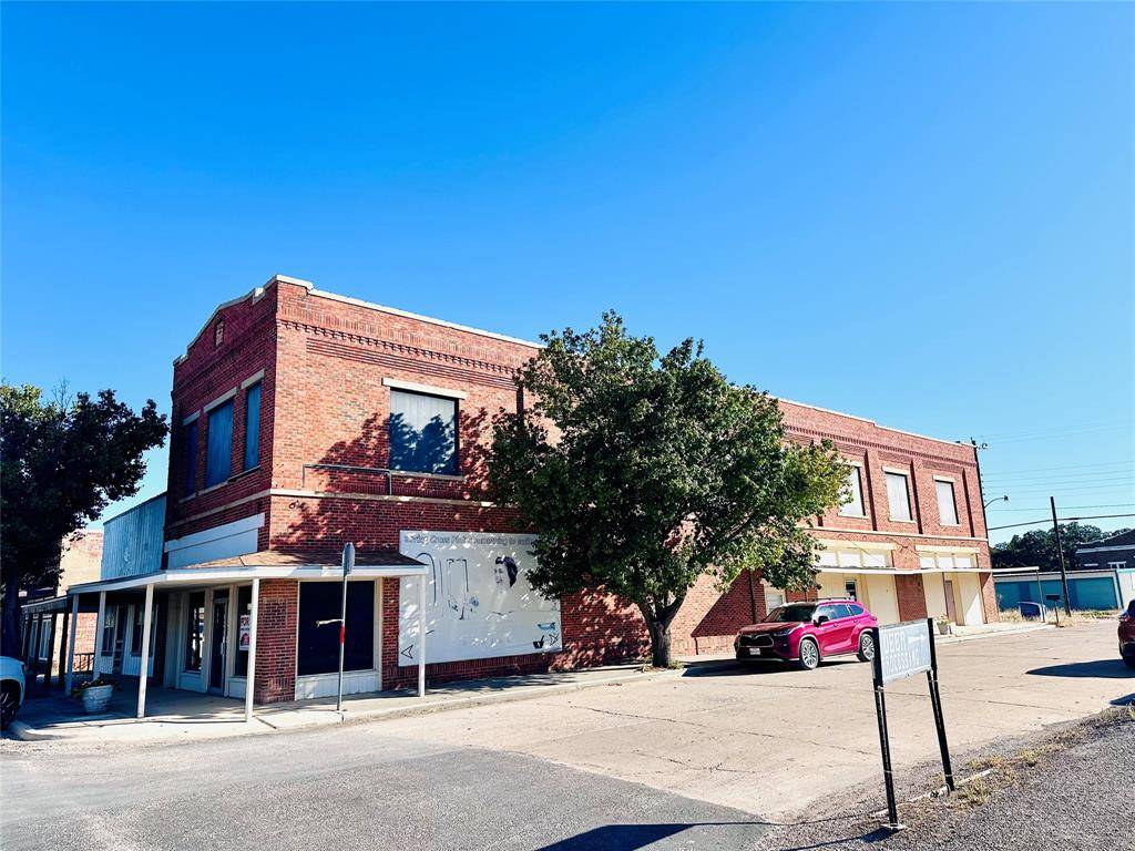 Cross Plains, TX 76443,200 N. Main St