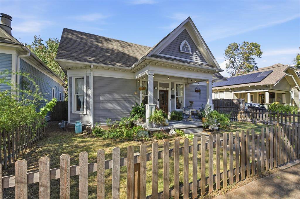 Fort Worth, TX 76110,1812 Alston Avenue