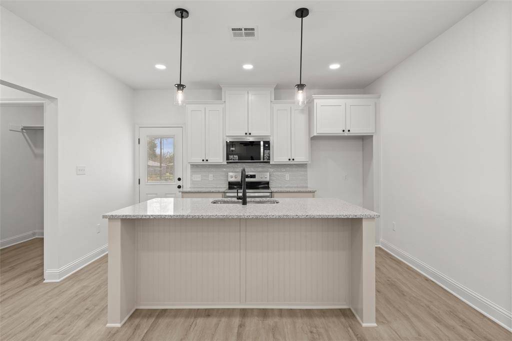 Waco, TX 76707,1610 N 6th Street