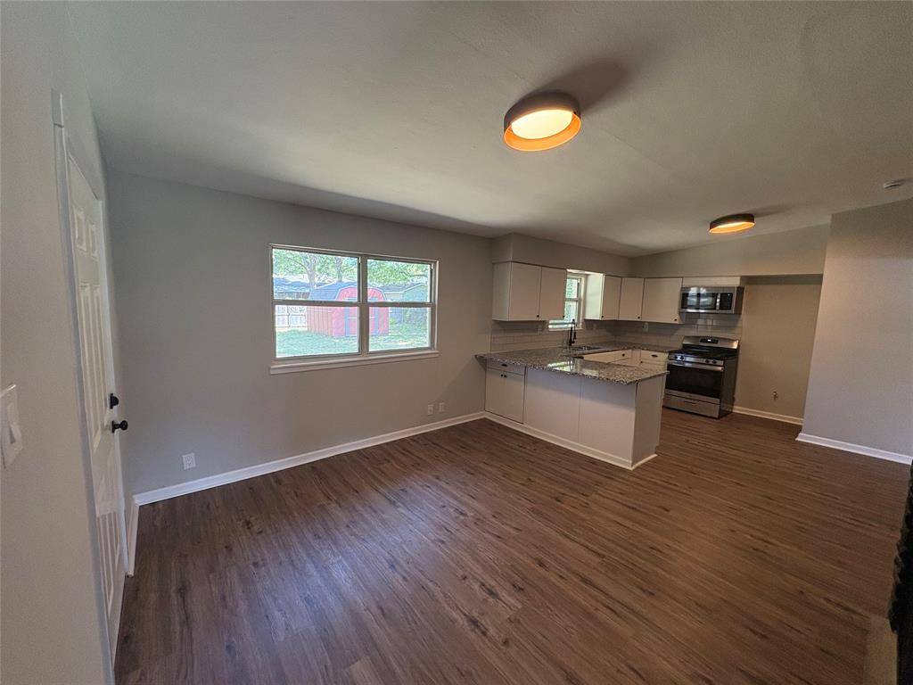 Sherman, TX 75092,425 W Lamberth Road