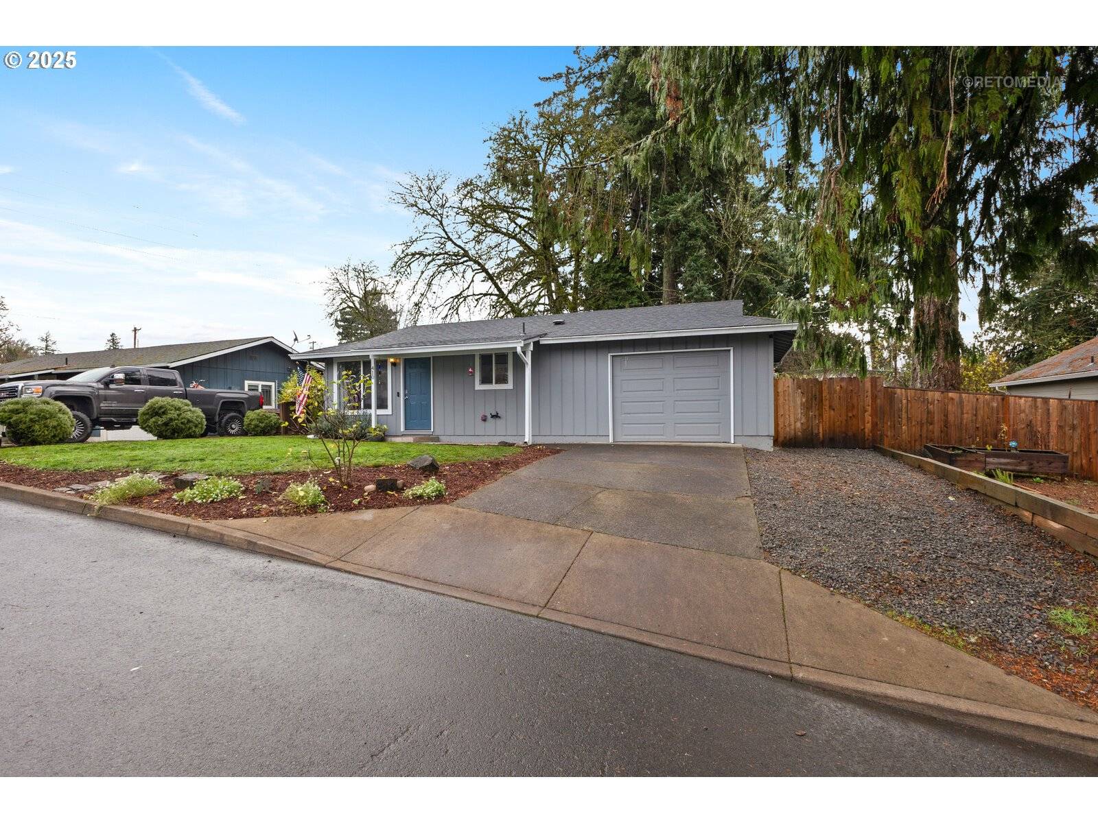Estacada, OR 97023,410 SW IVY RD