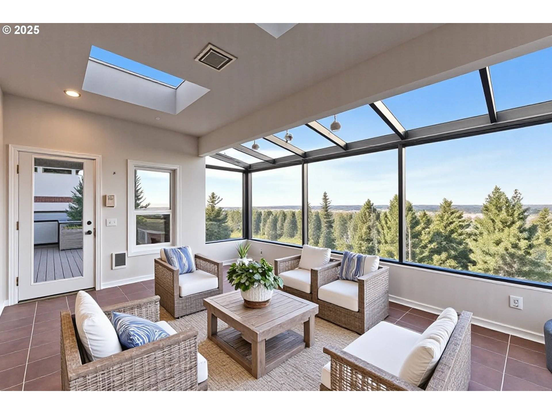 Portland, OR 97220,9101 NE CLIFF ST