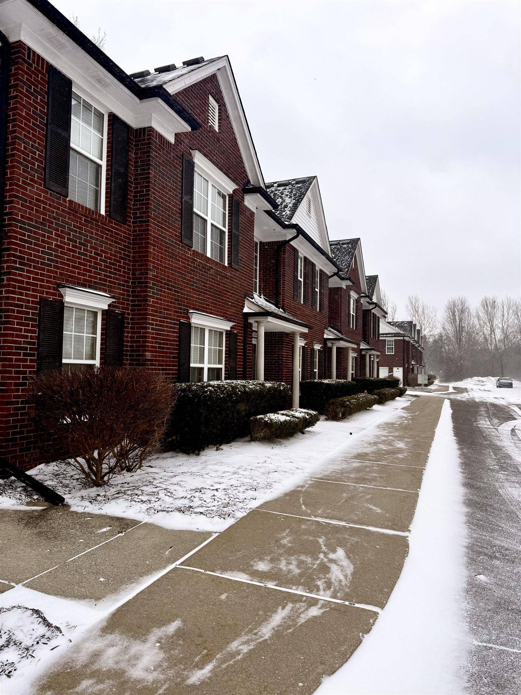 Shelby Twp, MI 48316,53234 Manchester