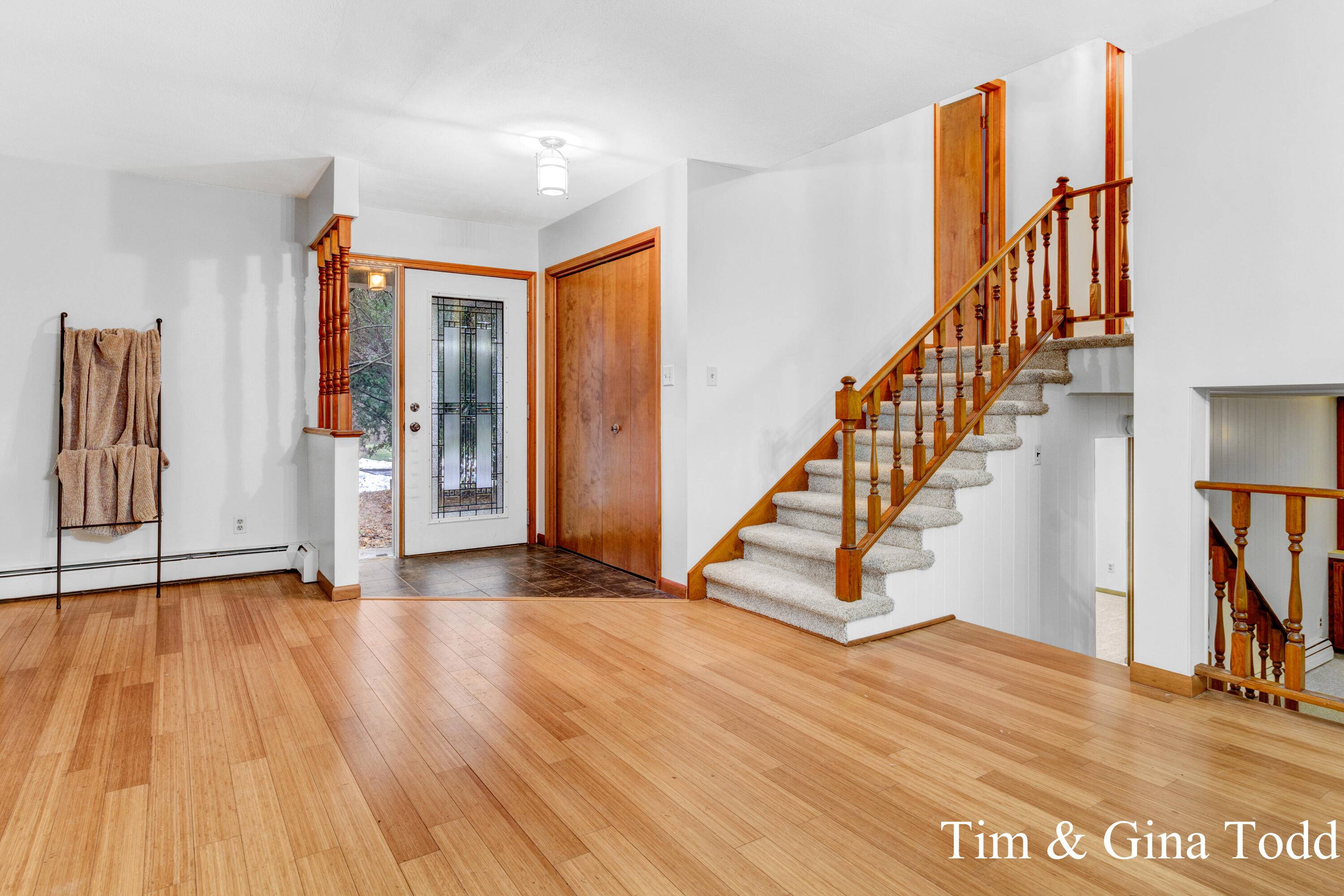 Grand Haven, MI 49417,16565 Beechnut CT