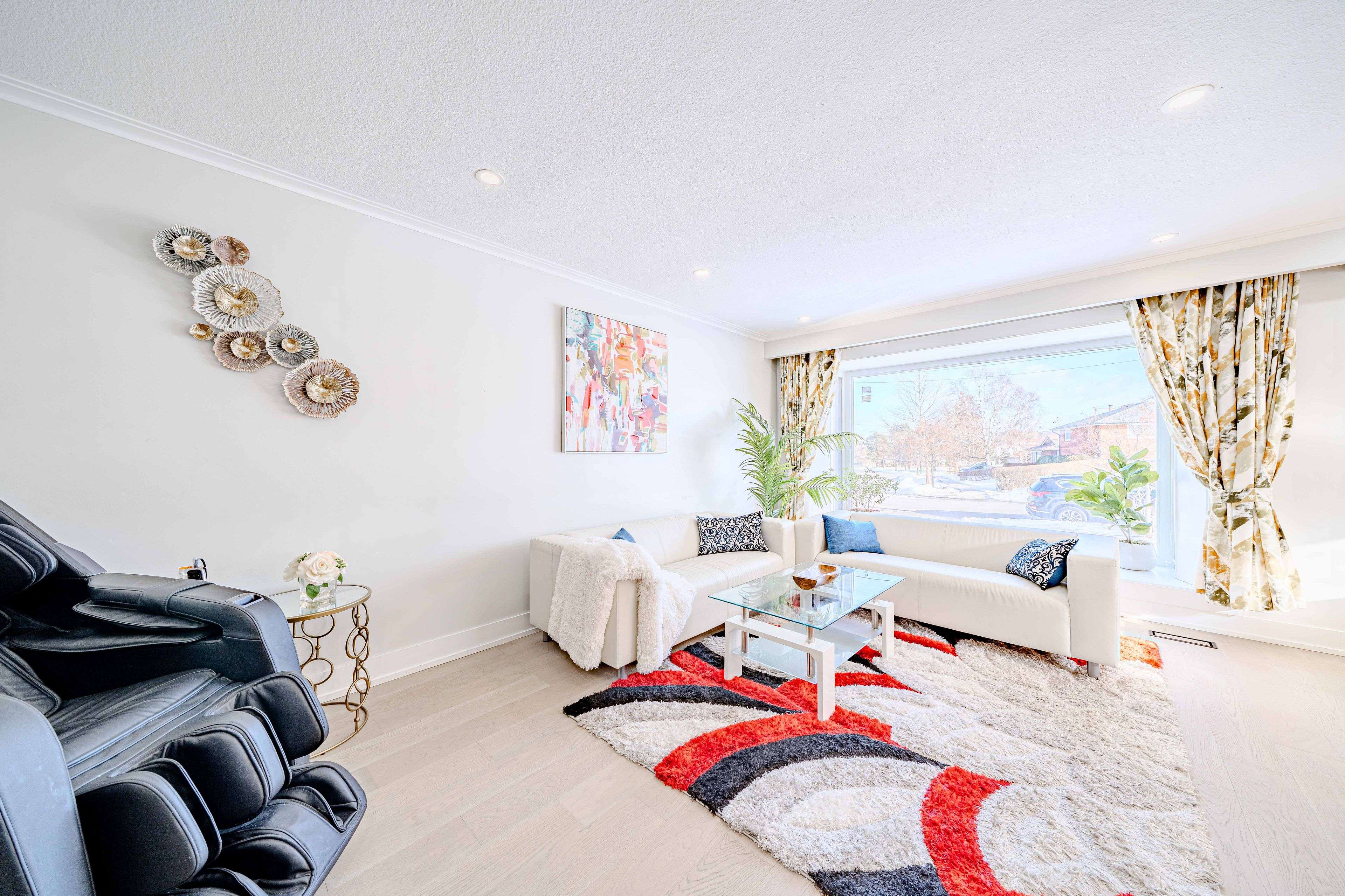 Toronto E08, ON M1J 2P8,14 Amarillo DR