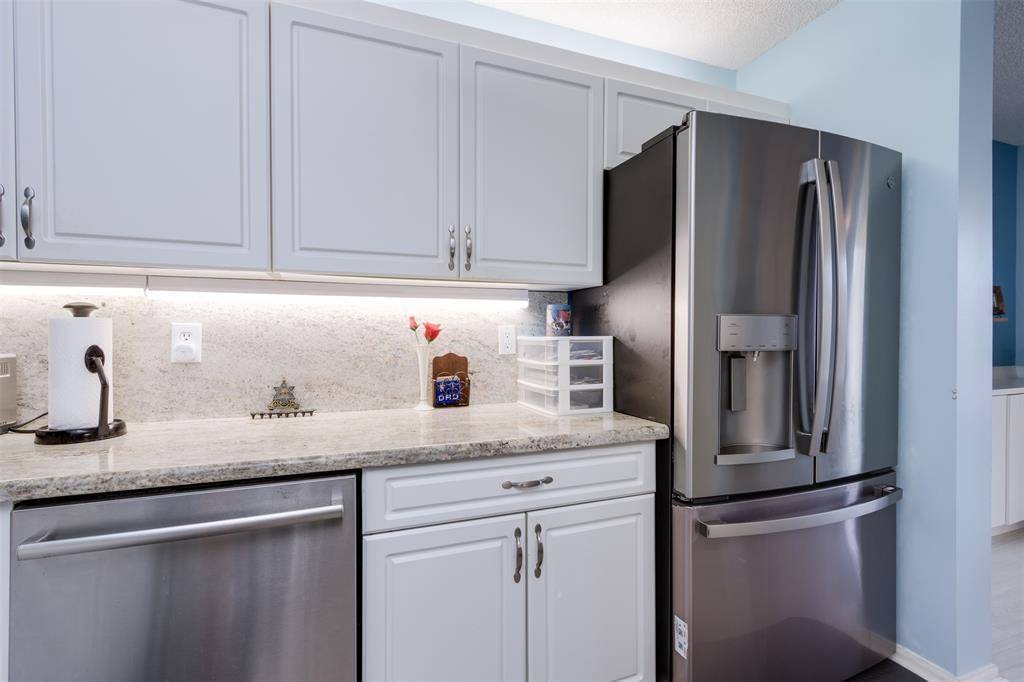 Tamarac, FL 33321,9539 W Weldon Circle #F-201