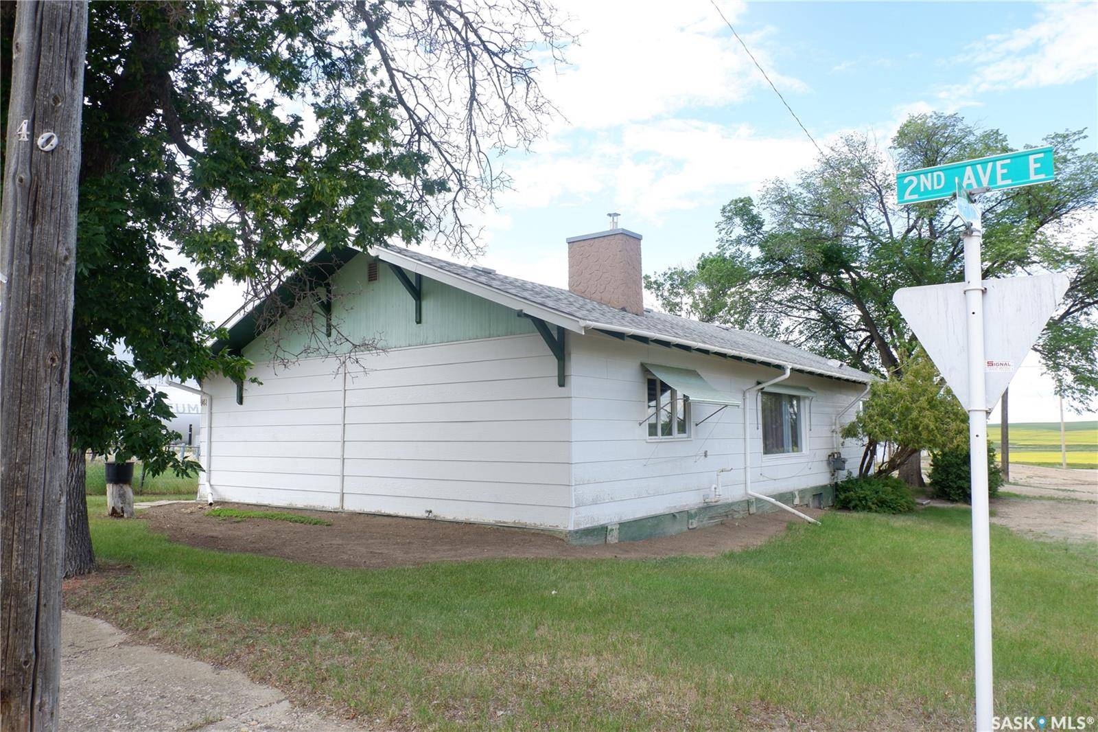 Lafleche, SK S0H 2K0,48 2nd AVENUE E