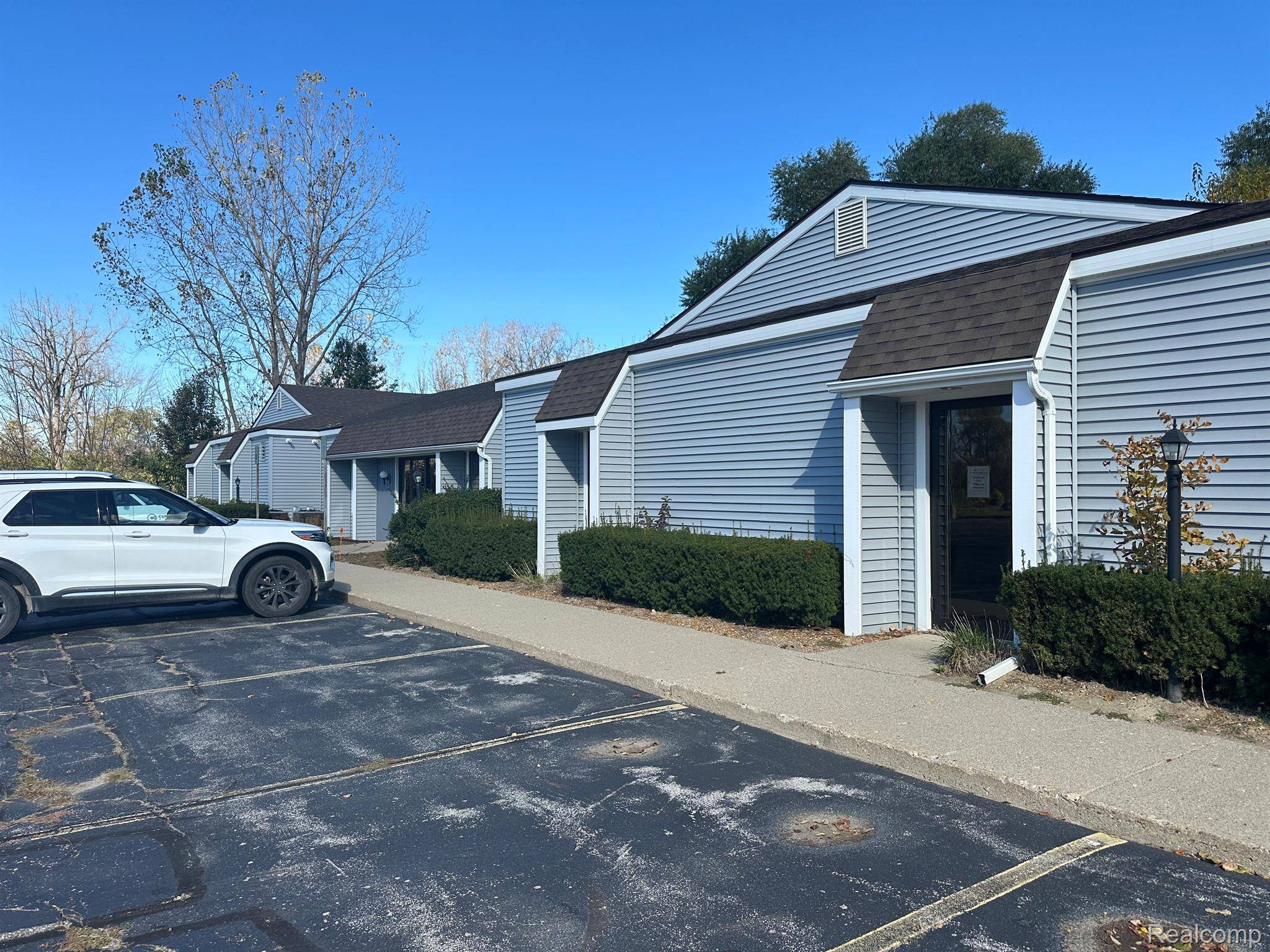 Flint, MI 48507,6317 TAYLOR DR #B