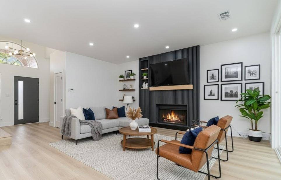 Plano, TX 75023,2044 Hawken Drive