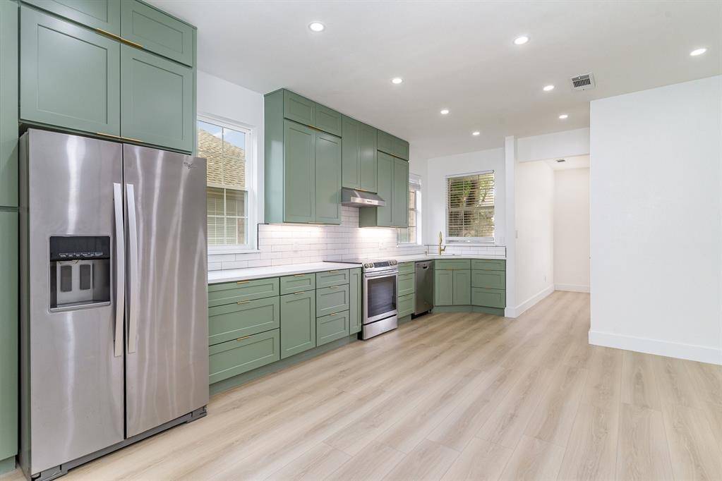 Plano, TX 75023,2044 Hawken Drive