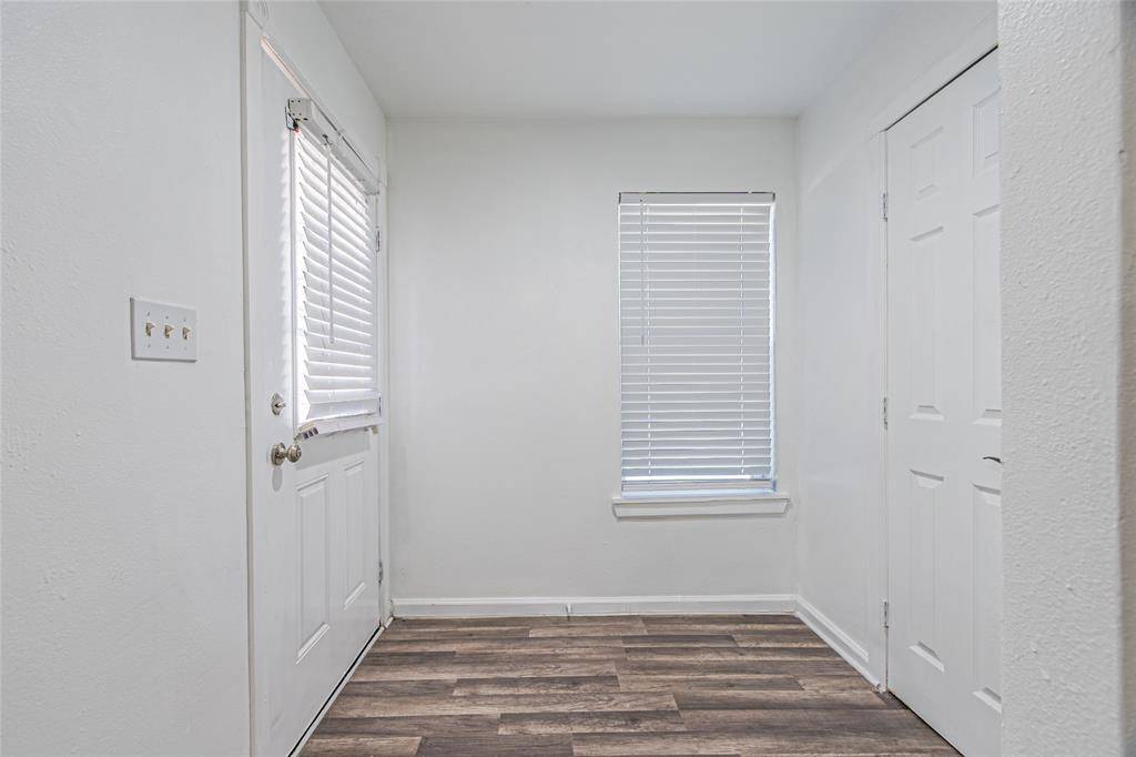 Italy, TX 76651,605 Lloyd