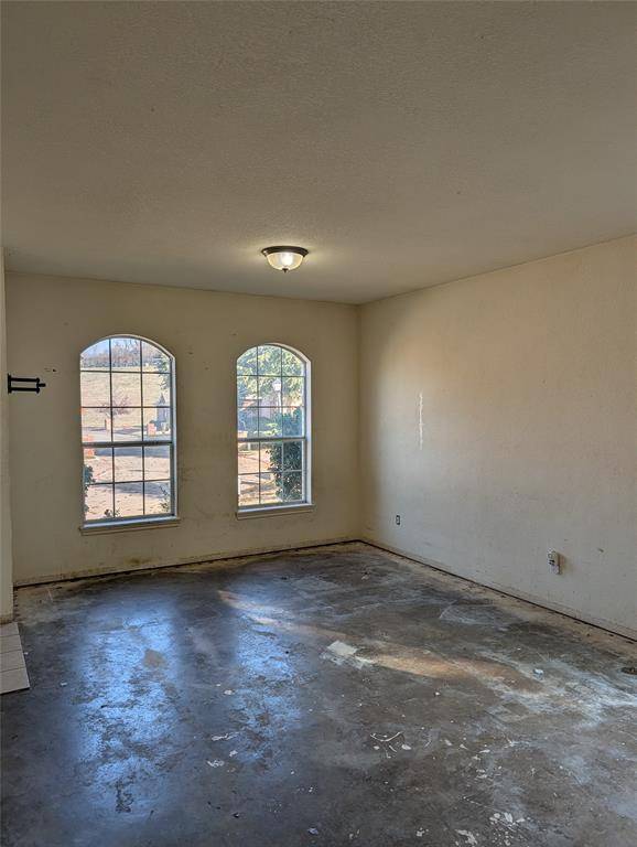 Arlington, TX 76012,2301 Springmere Drive