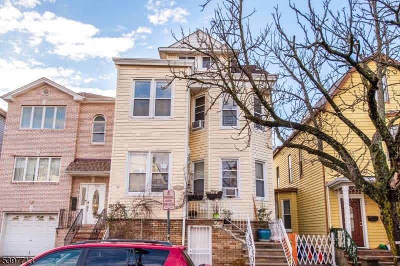 Harrison Town, NJ 07029,308 Davis Ave