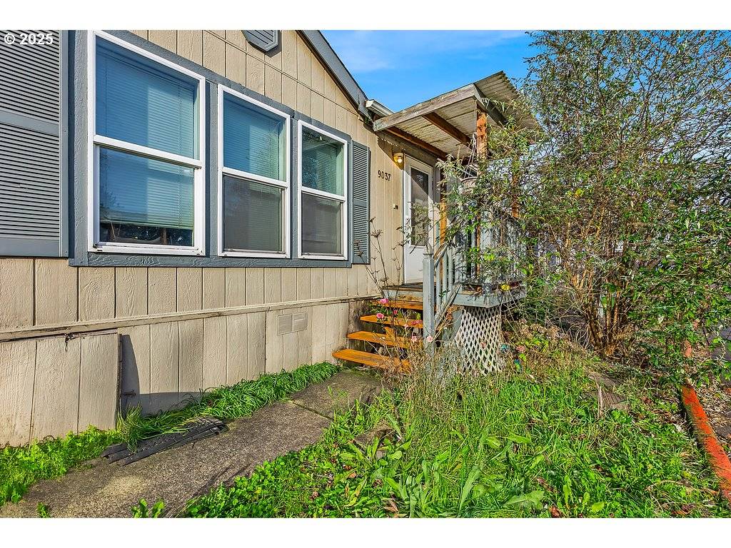 Portland, OR 97206,9037 SE 78TH PL #10