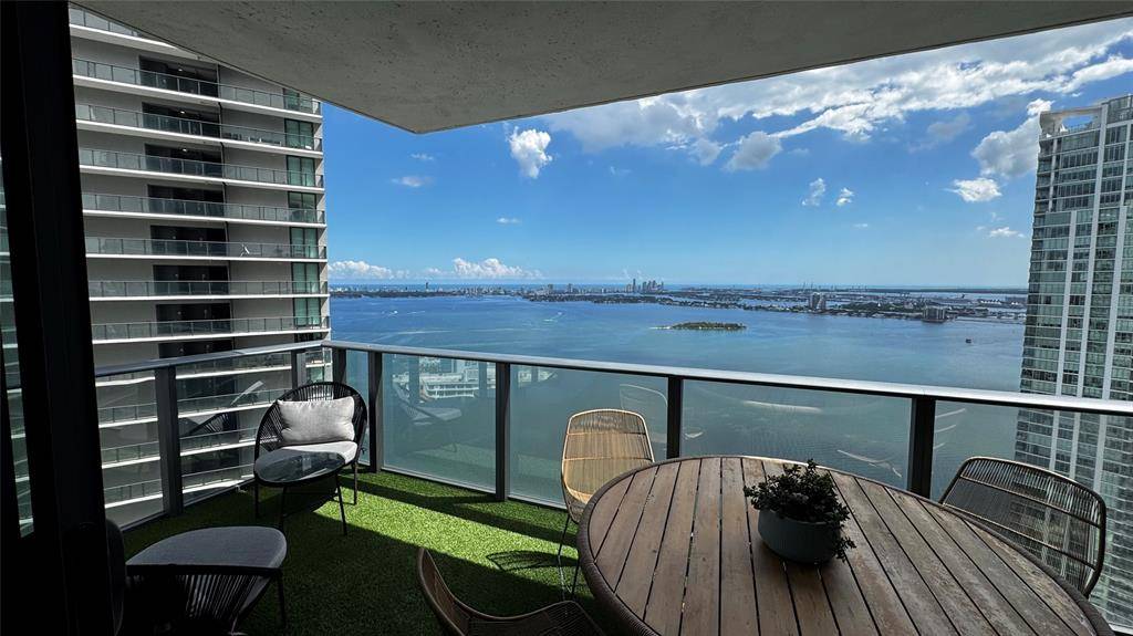 Miami, FL 33137,650 NE 32ND ST #4307