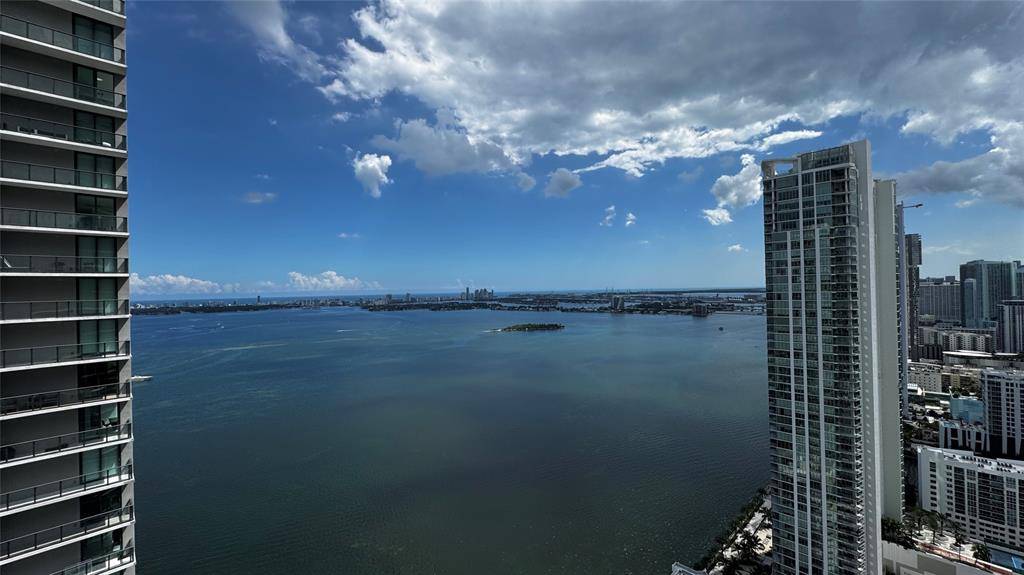 Miami, FL 33137,650 NE 32ND ST #4307