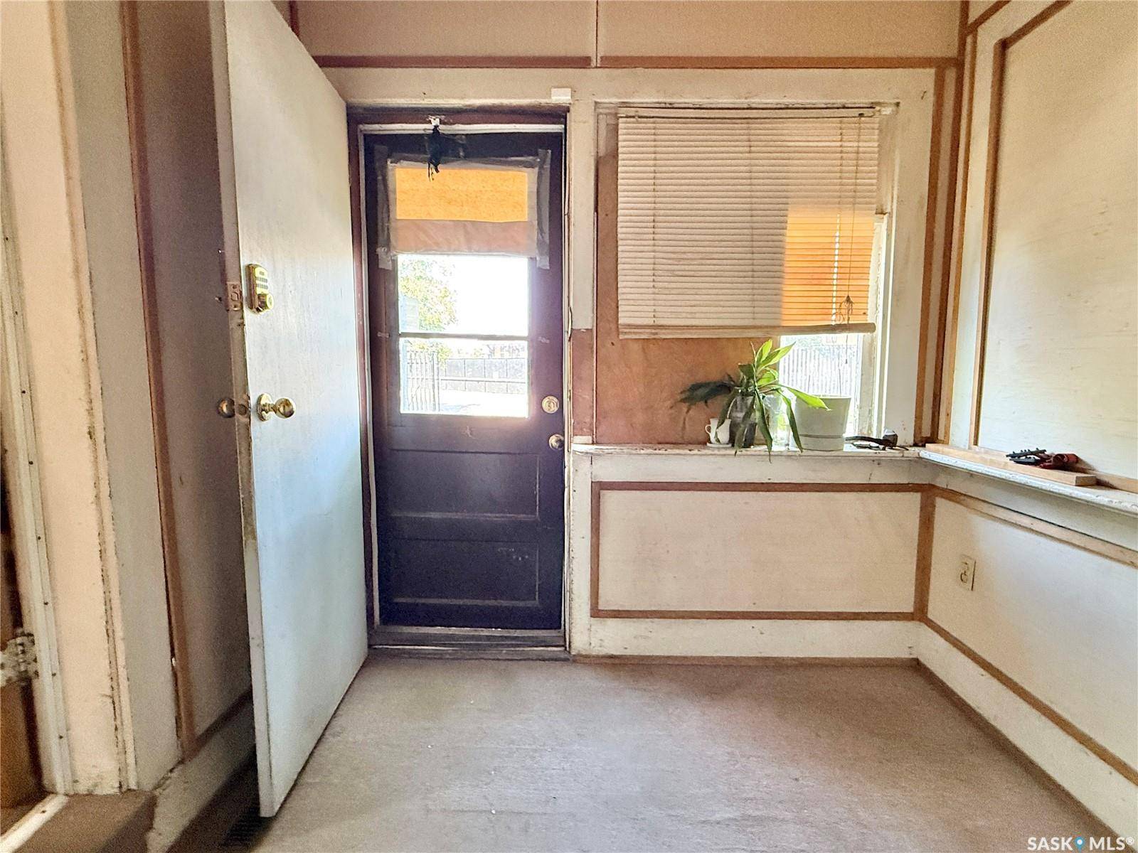 Saskatoon, SK S7L 0B5,202 24th STREET W