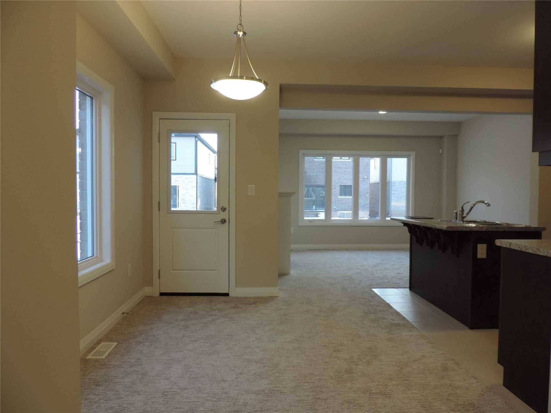 Niagara Falls, ON L2G 3R6,4266 Shuttleworth DR