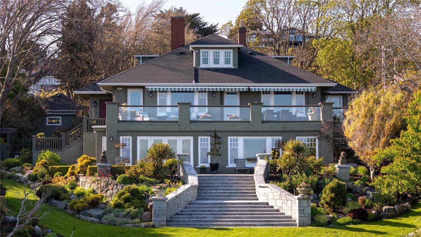 Oak Bay, BC V8S 2J8,261 King George Terr