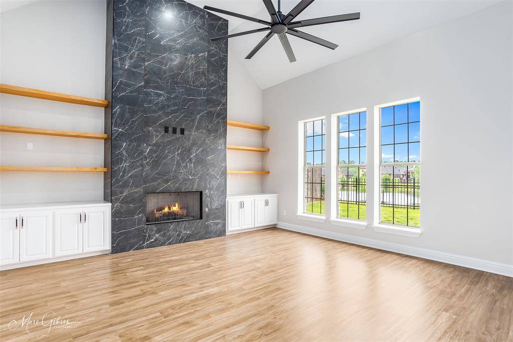 Shreveport, LA 71115,189 Captain HM Shreve Boulevard