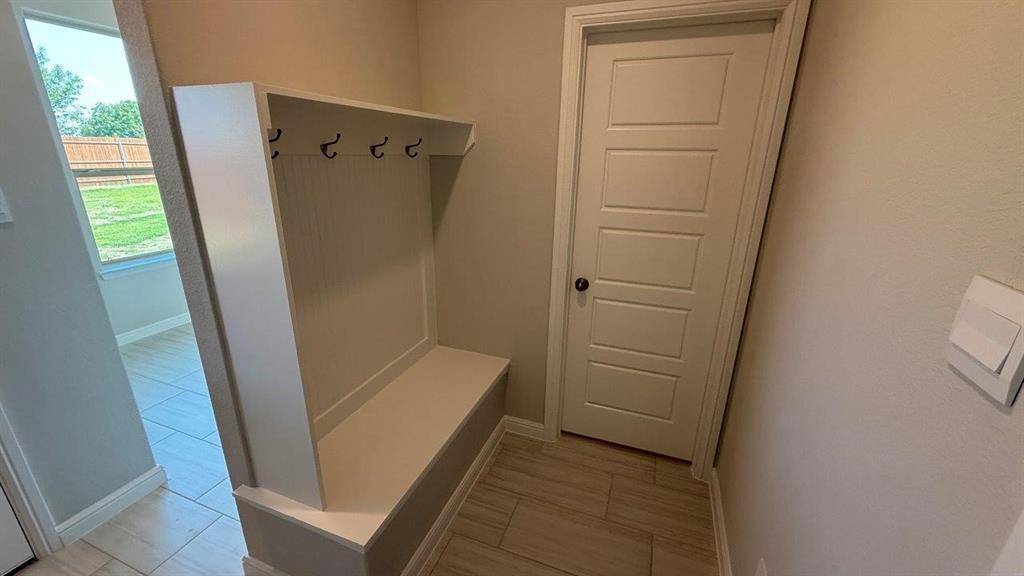 Granbury, TX 76049,312 GALLANT MAN Court