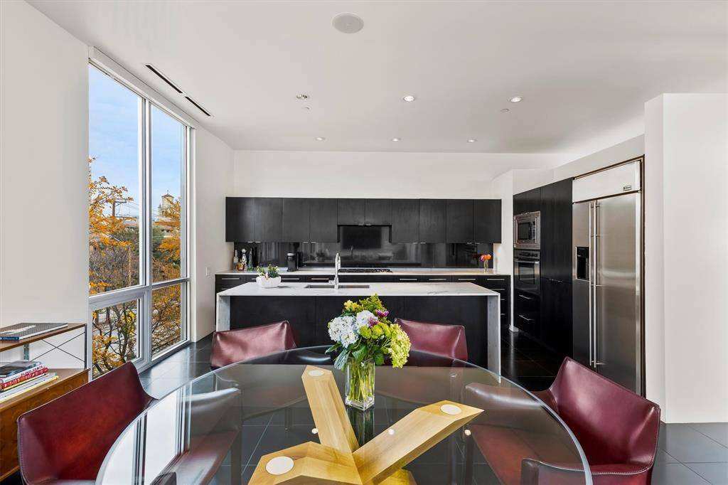 Dallas, TX 75219,3740 Holland Avenue #3C