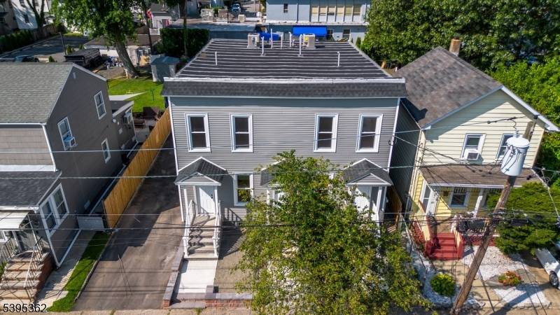 Montclair Twp., NJ 07042,26 Washington St #1