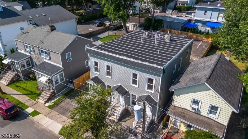 Montclair Twp., NJ 07042,26 Washington St #1