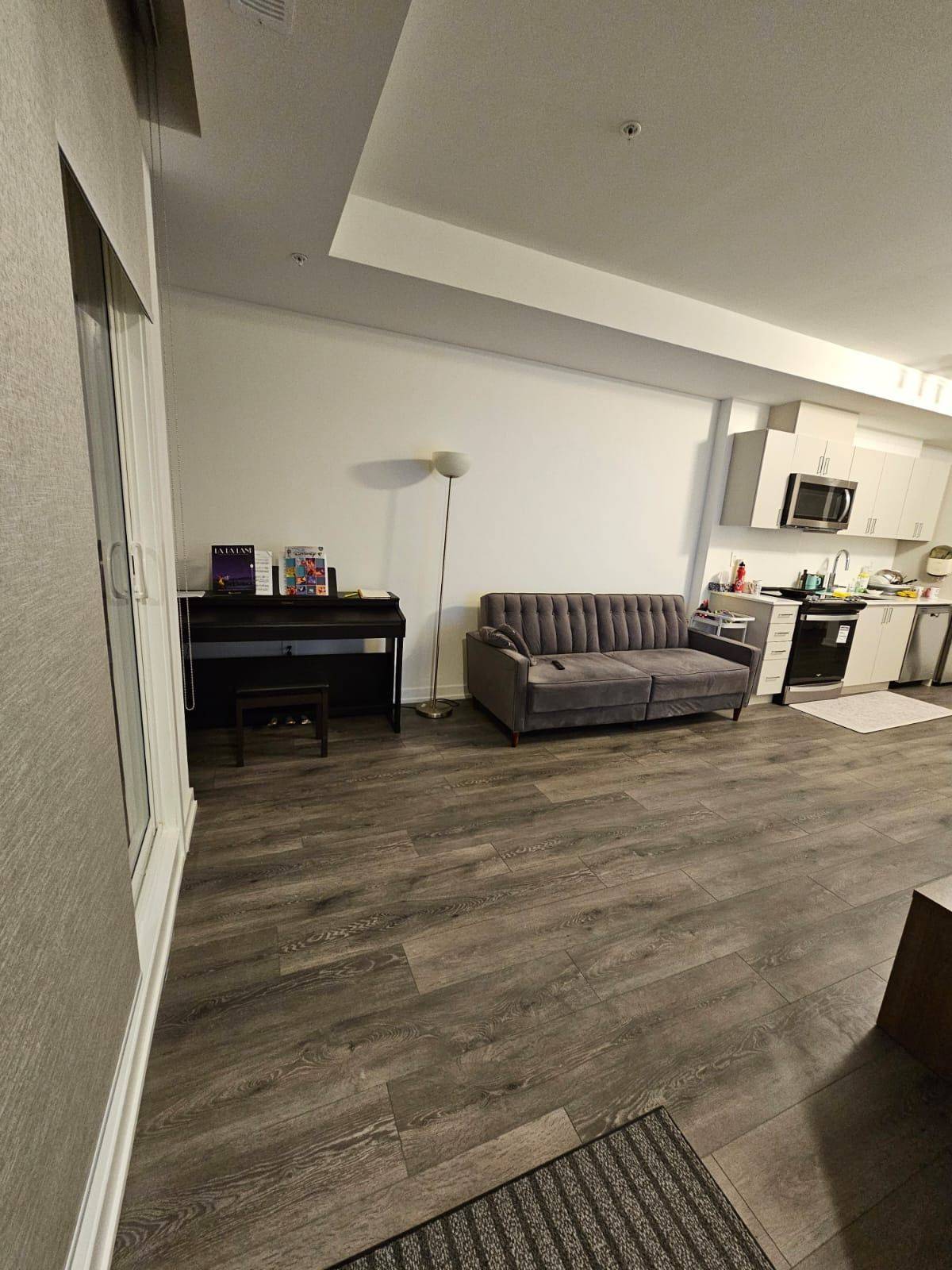 Toronto C13, ON M1R 0G8,1650 Victoria Park AVE #A207