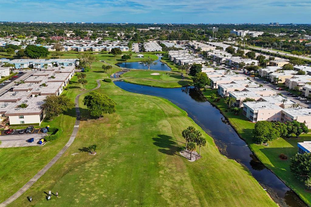 Delray Beach, FL 33484,820 Flanders R #280