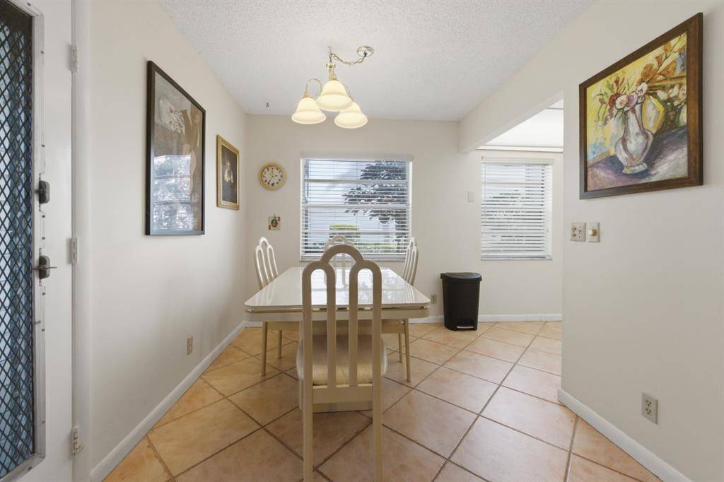 Delray Beach, FL 33484,820 Flanders R #280