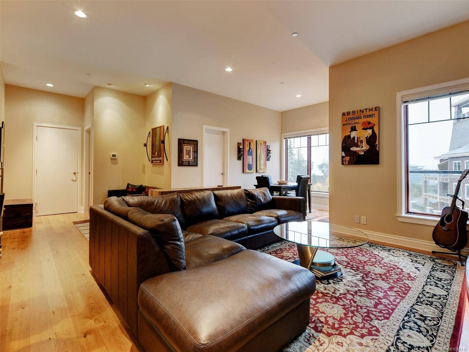 Langford, BC V9B 6T9,1335 Bear Mountain Pkwy #401