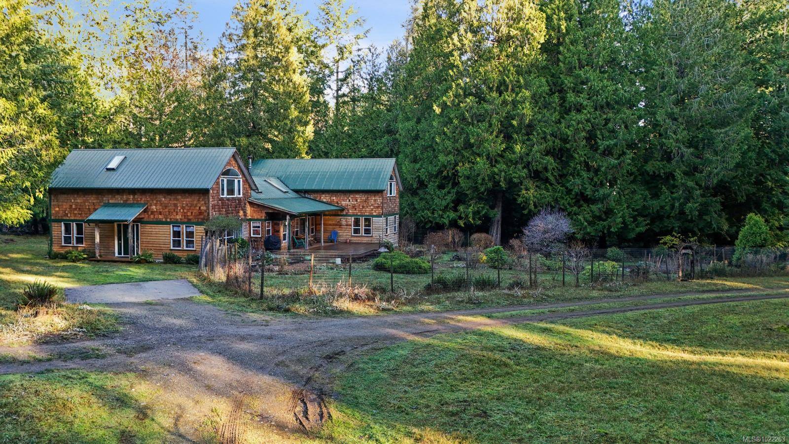 Denman Island, BC V0R 1T0,8875 Owl Cres