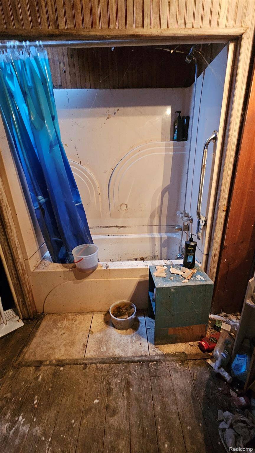 Adrian, MI 49221,523 Elm ST