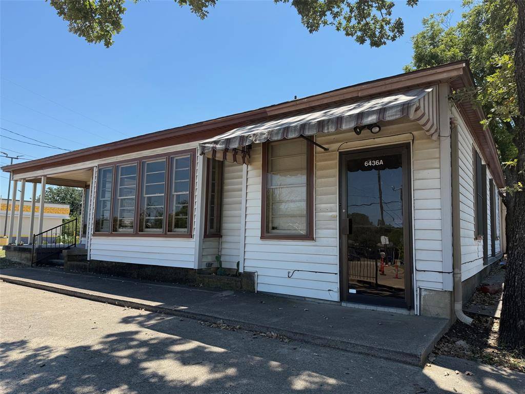 Fort Worth, TX 76112,6436 Meadowbrook Drive #A