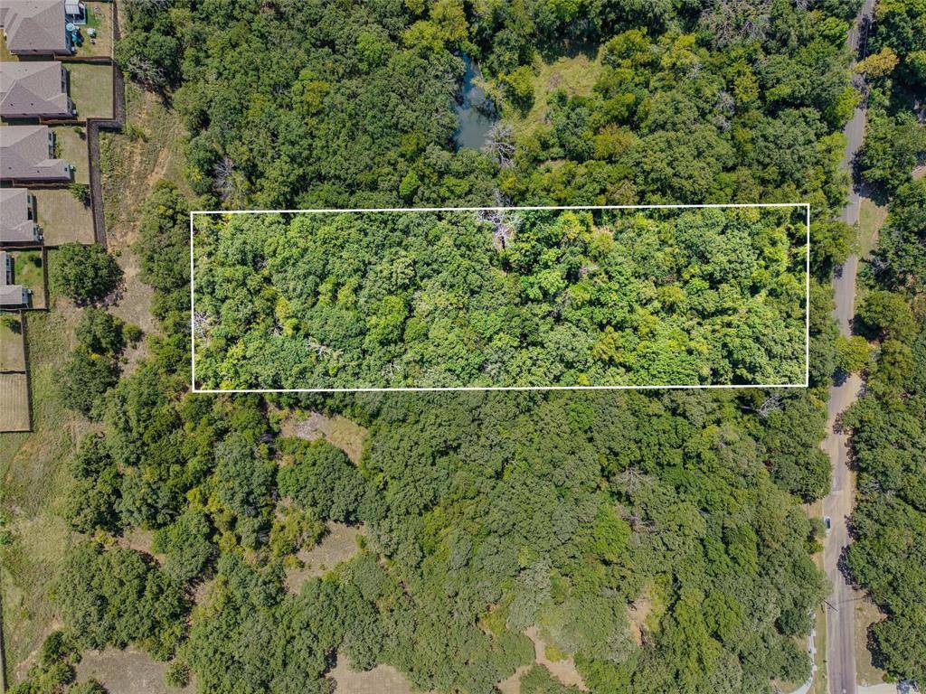 Fort Worth, TX 76120,221 Sandy Lane