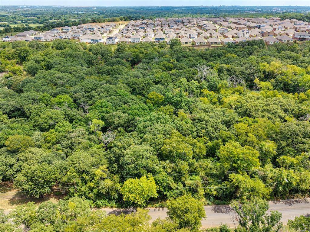 Fort Worth, TX 76120,221 Sandy Lane