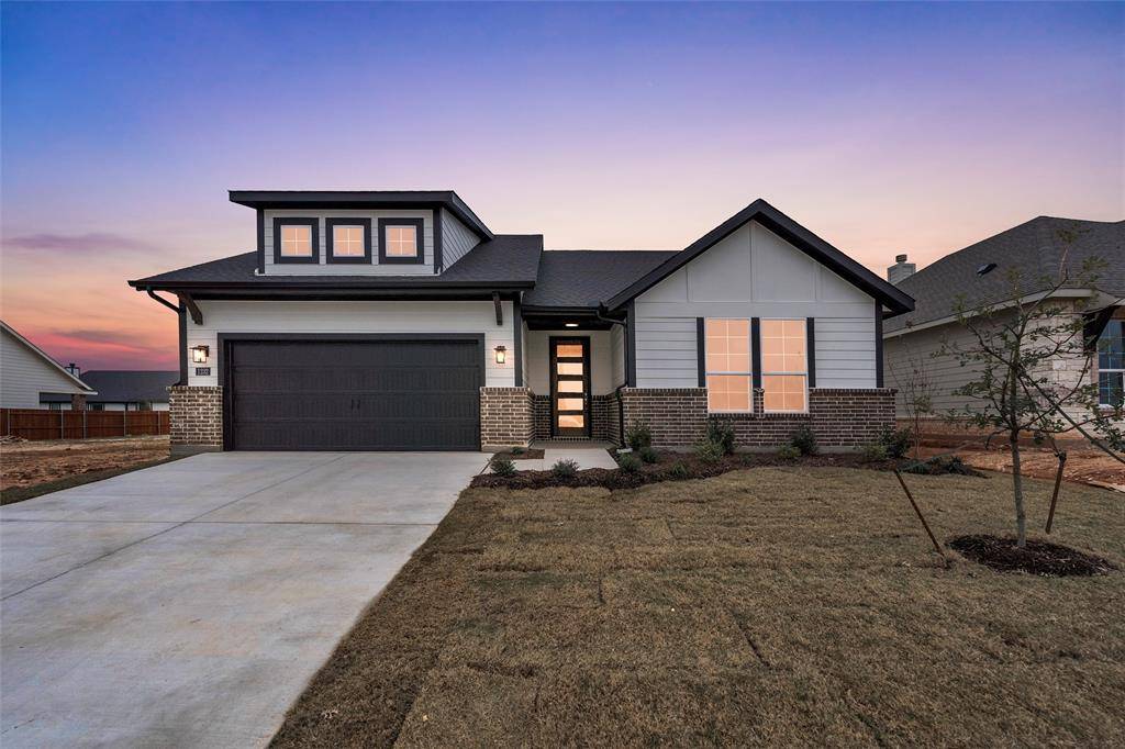 Springtown, TX 76082,1232 Sabine River Lane