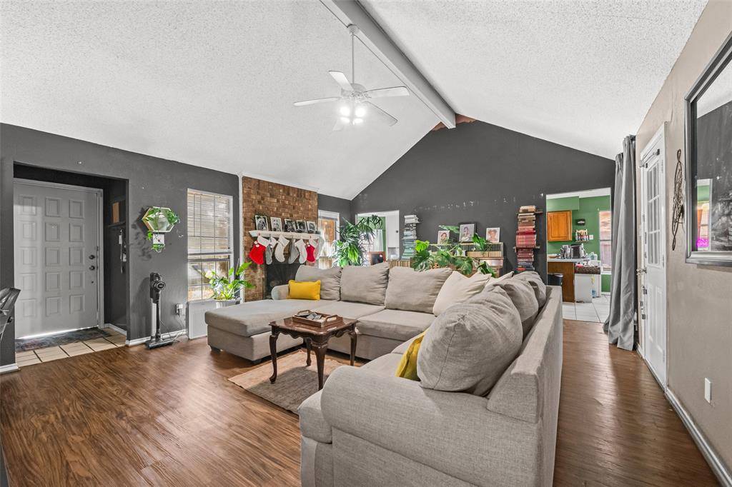 Arlington, TX 76017,2111 Turf Club Drive