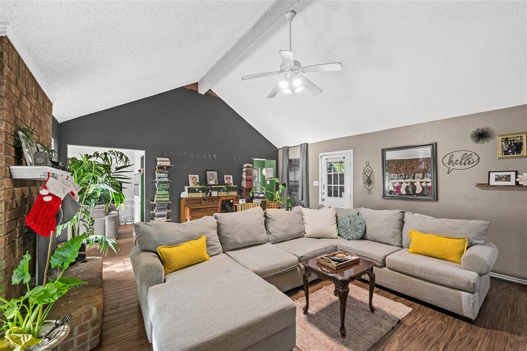 Arlington, TX 76017,2111 Turf Club Drive