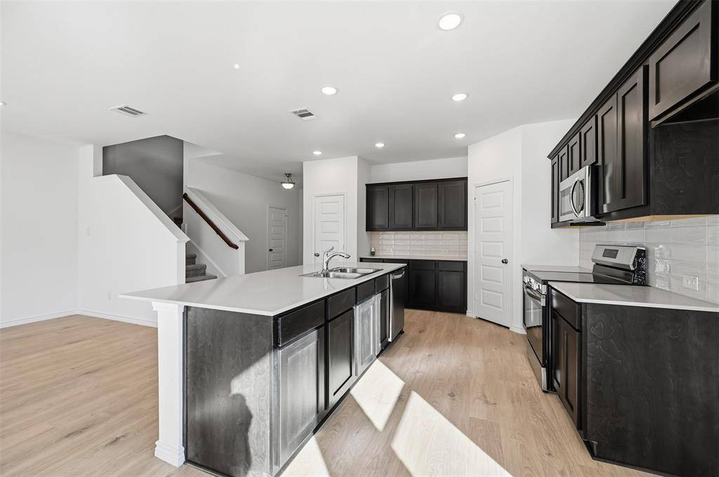 Denton, TX 76205,400 Wrangler Lane #400