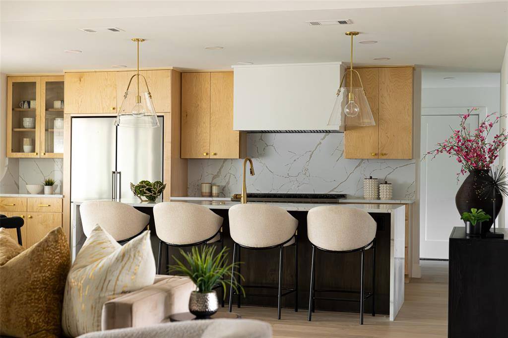 Dallas, TX 75244,4408 Thunder Road