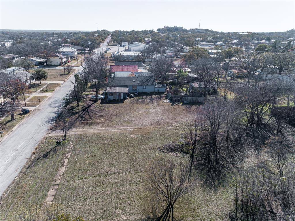 Eastland, TX 76448,310 N Dixie Street