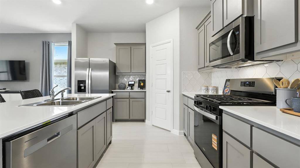 Keene, TX 76059,304 PERK Street