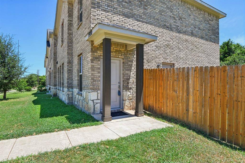 Garland, TX 75040,1970 Timber Oaks Drive