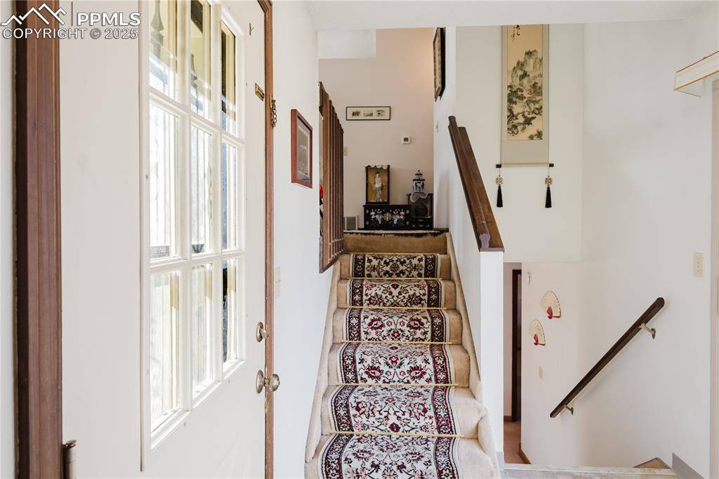 Colorado Springs, CO 80917,5120 Smokehouse LN