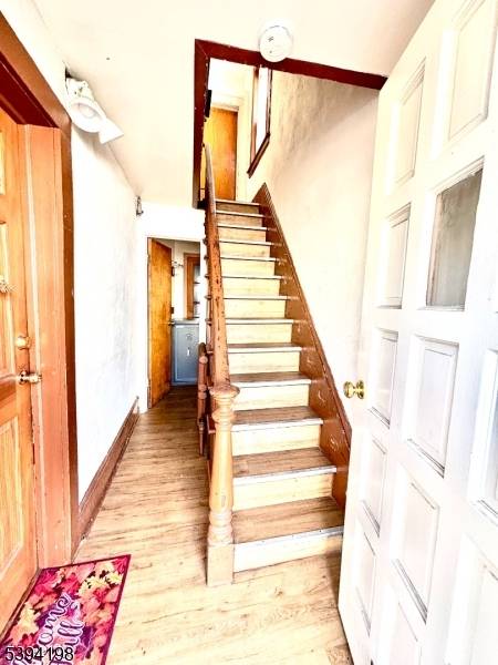 East Newark Boro, NJ 07029,313 Central Ave