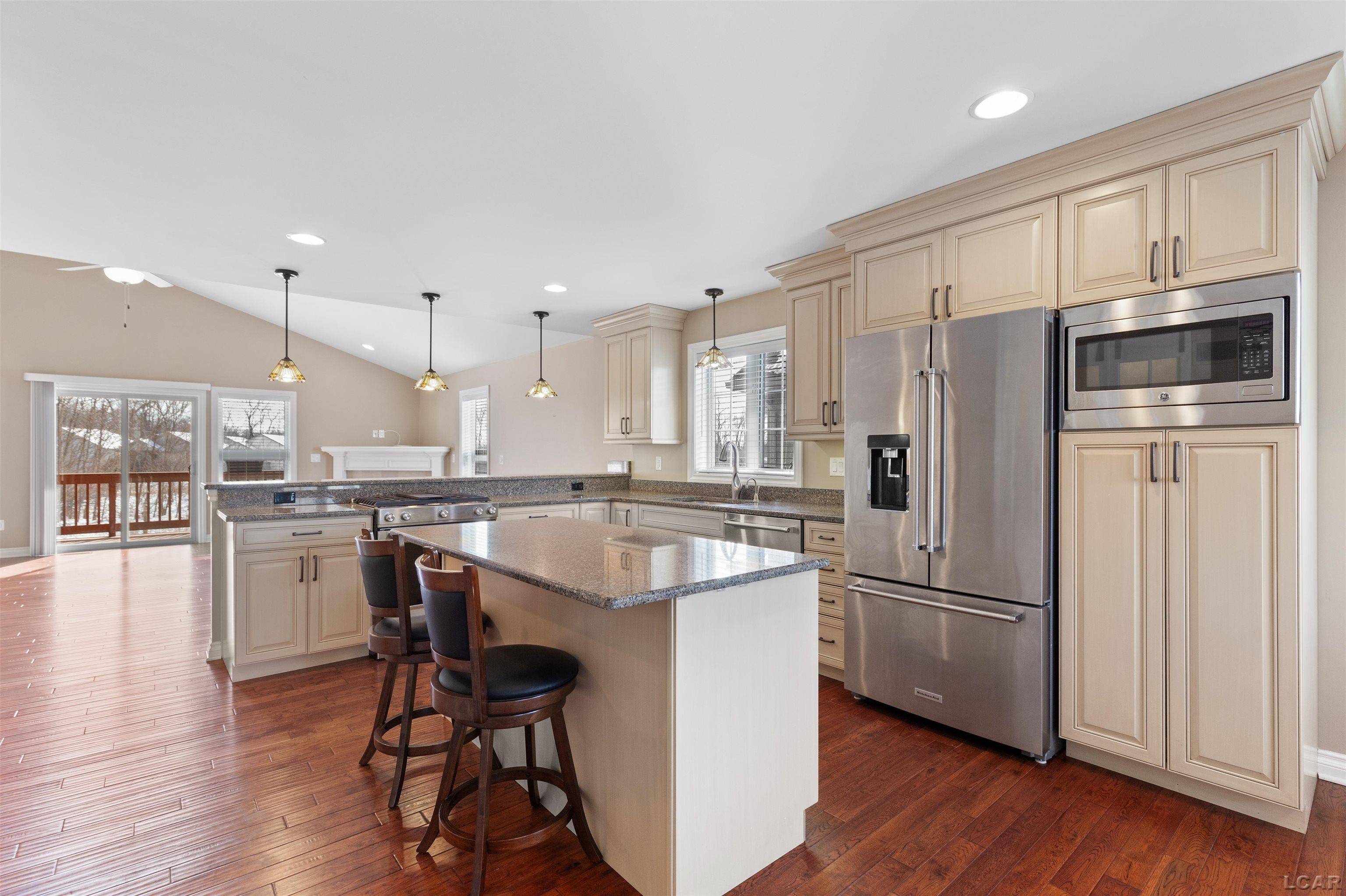 Tecumseh, MI 49286,1018 RIDGEVIEW DR