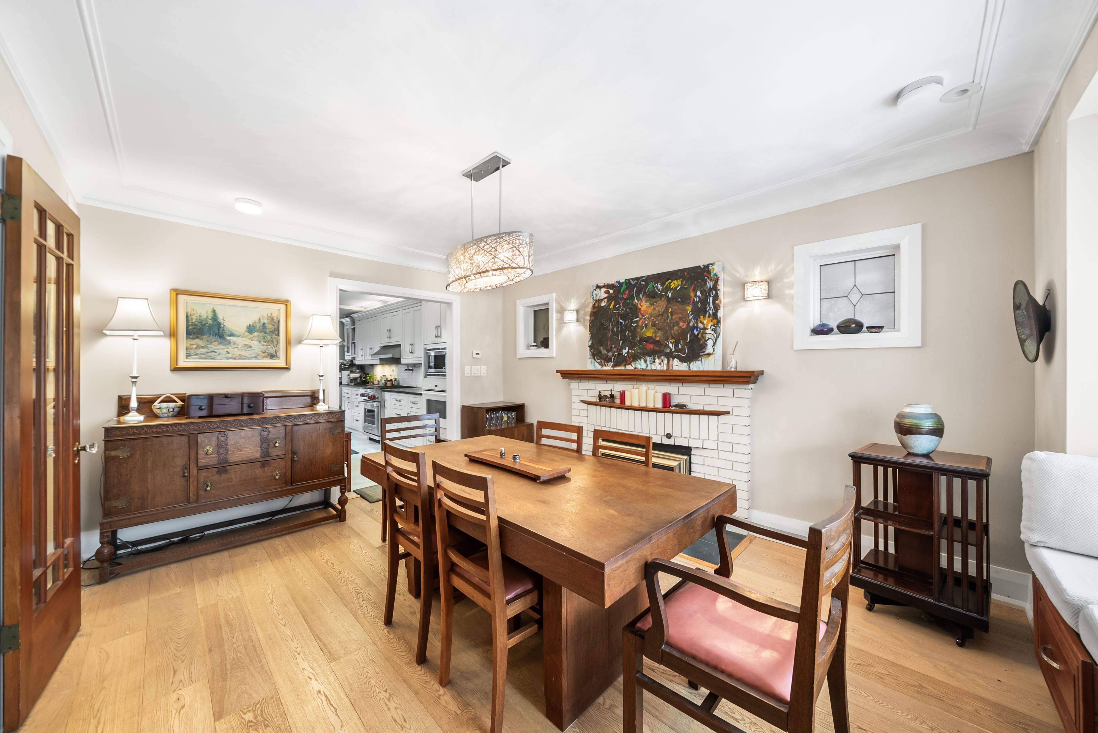 Toronto C04, ON M4N 1V8,91 Wanless AVE