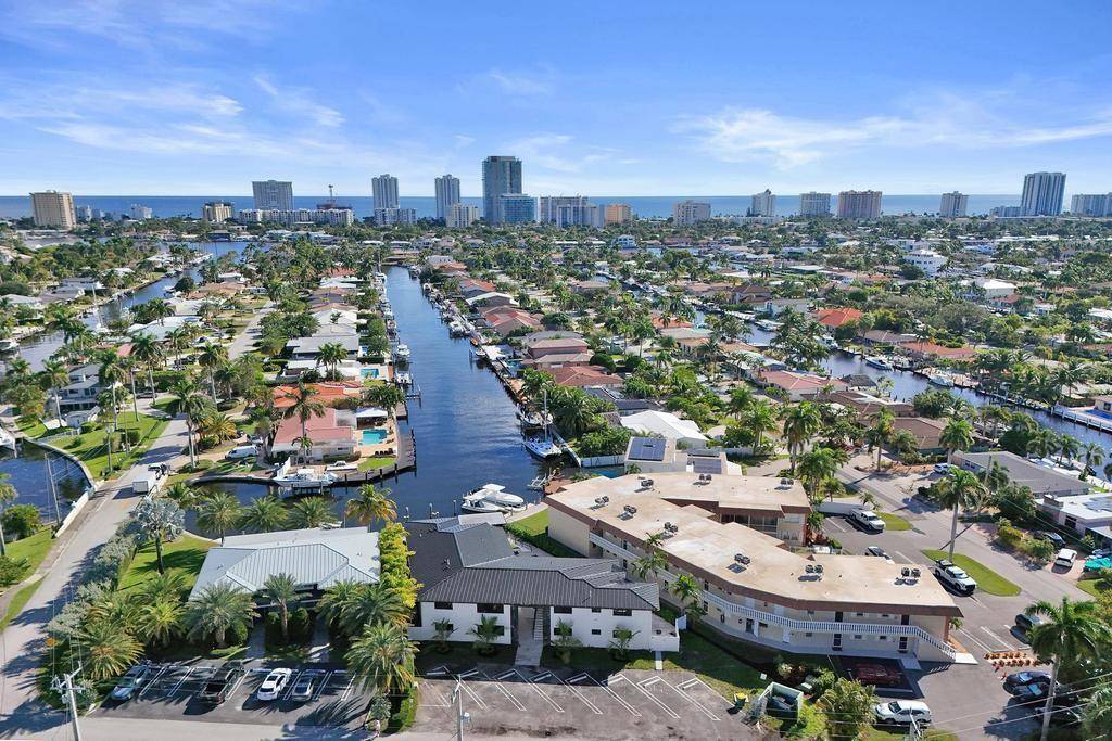 Pompano Beach, FL 33062,840 SE 22nd Ave #2